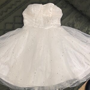 Elegant White Dress with Sparkle Accents